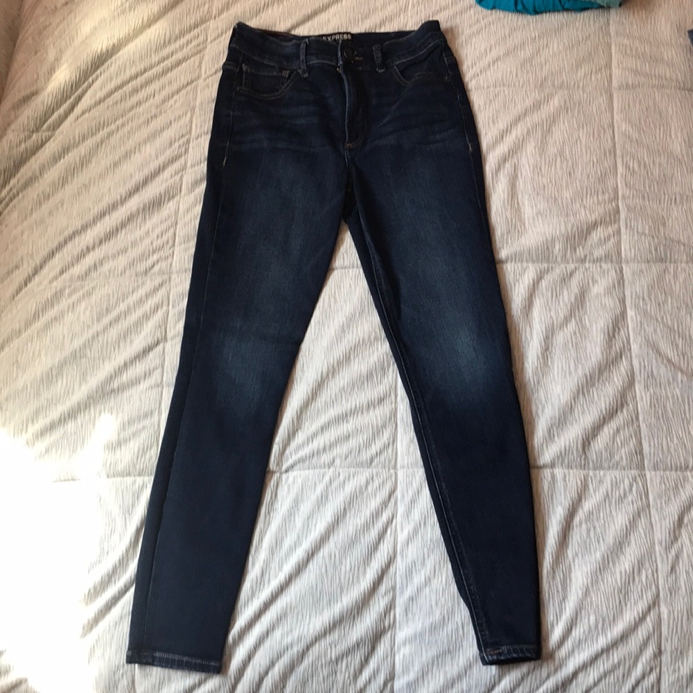 Women’s denim jeans